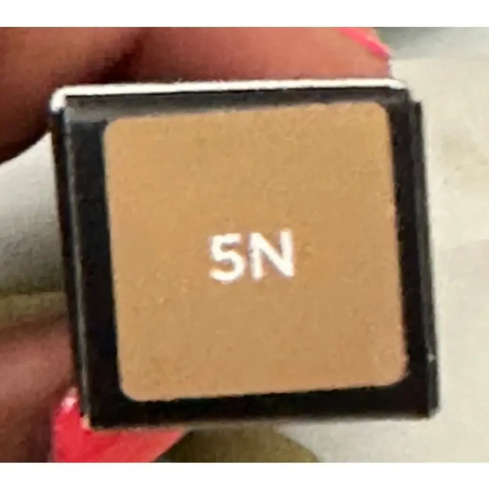 Laura Mercier Secret Camouflage Brighten Correct Duo Concealer 5N Deep Stick New